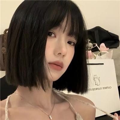 埃莱扎·施莱辛格：战妆
